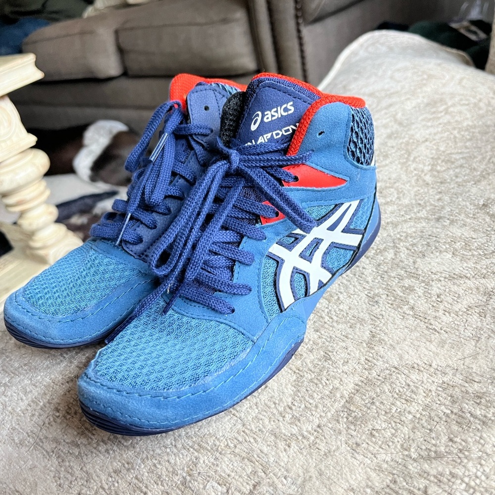ASICS snapdown wrestling show boys size US two - Picture 7 of 7